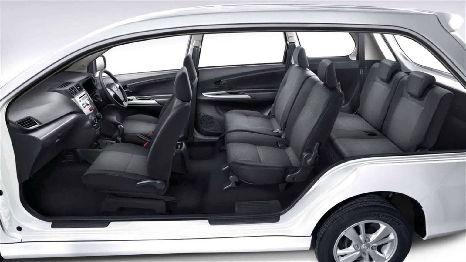 7 seater interior